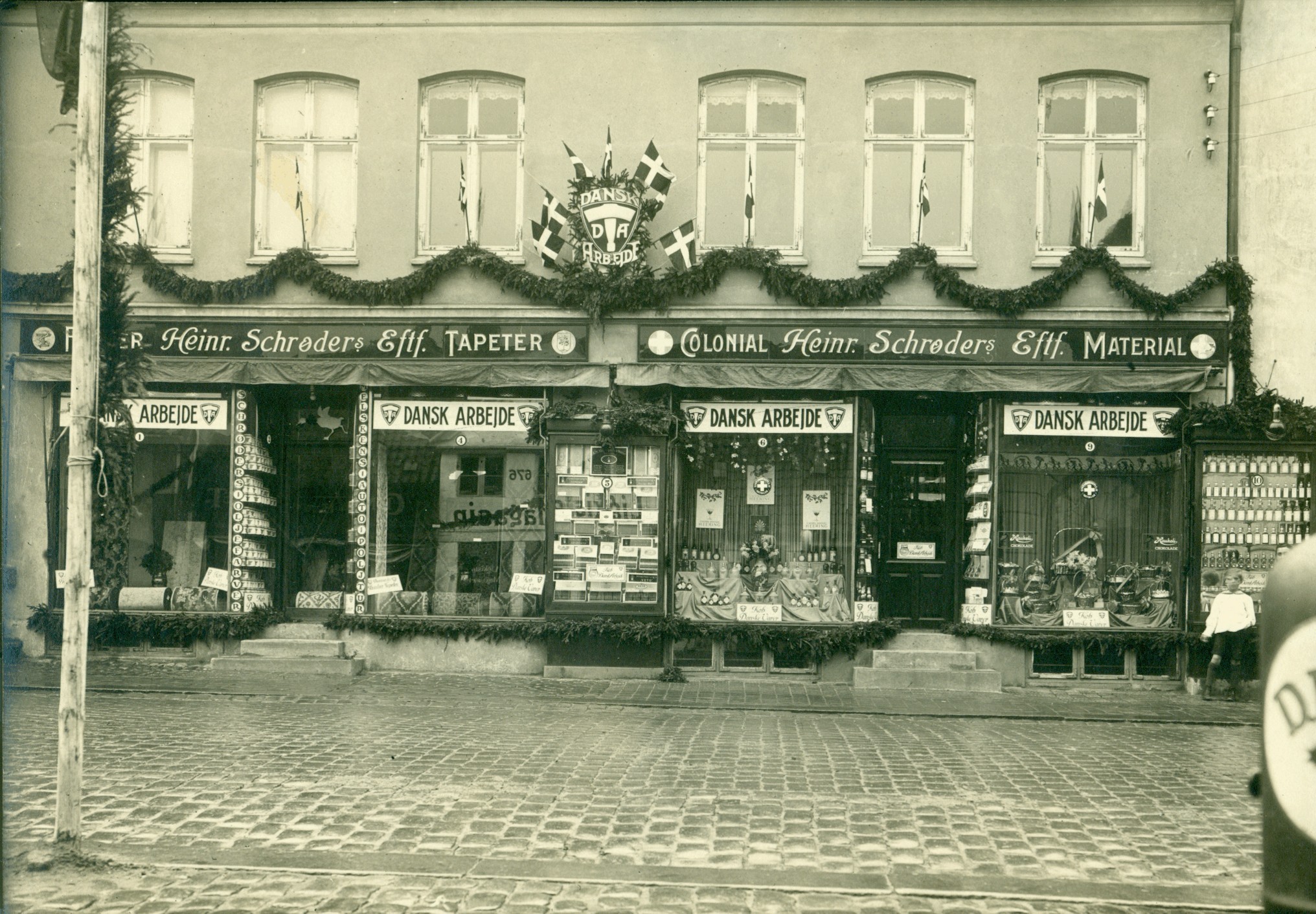 Slotsgade 47. Heinr. Schrøders Eftr. var forgængeren til Melskens 1920 - 1940. 