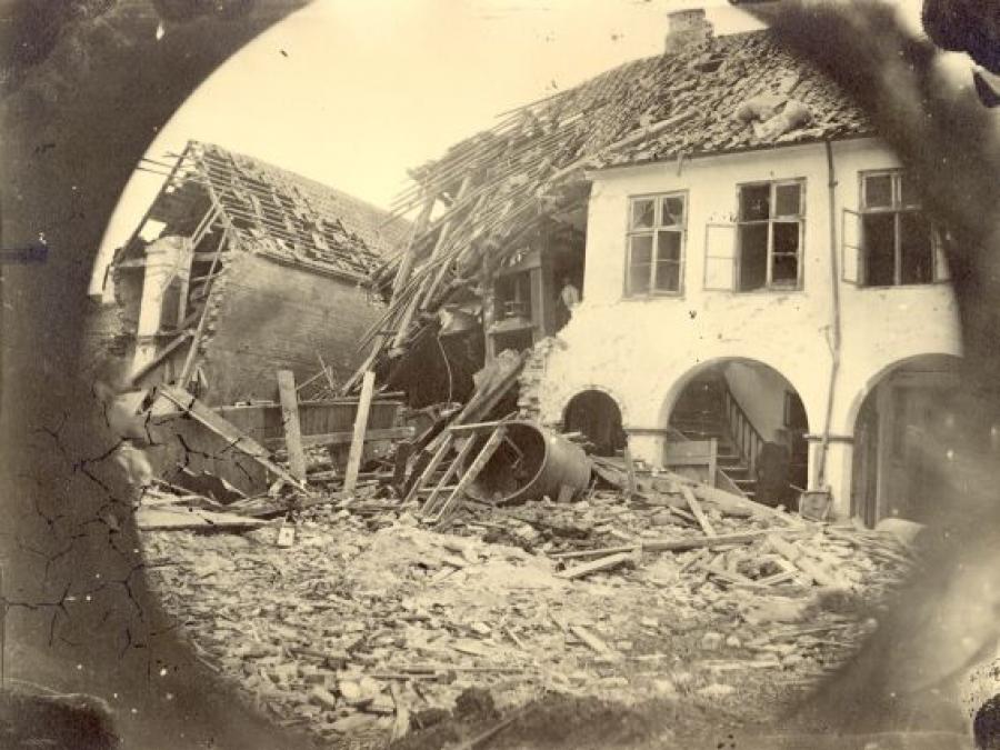 Slotsgade 3 i ruiner efter eksplosionen